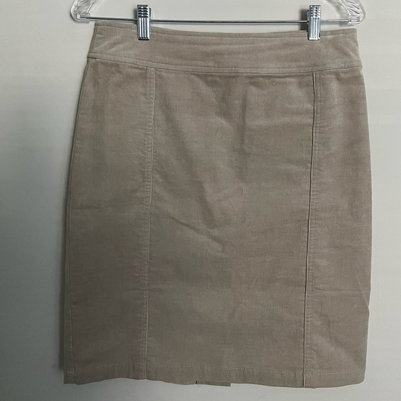 Orvis Dresses & Skirts - Orvis Women’s Brown Corduroy-Style Skirt, Soft 97% Cotton 3% Spandex; Size 6